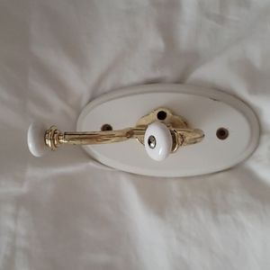 Vintage style coat/robe hanger - preloved
